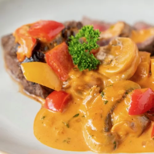 Varkenshaasje stroganoff