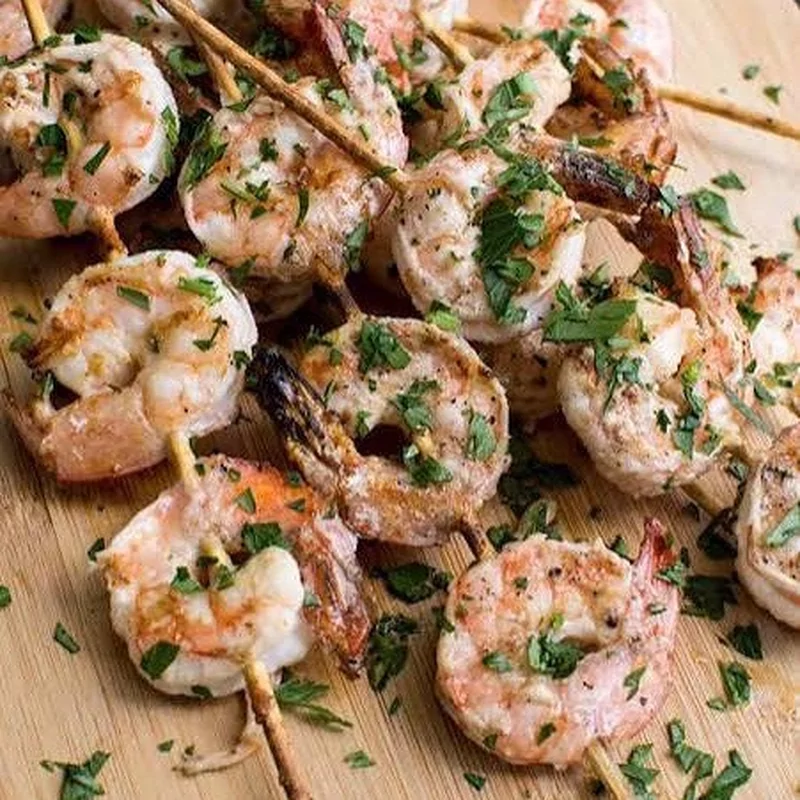 Scampi souvlaki v/d chef . f